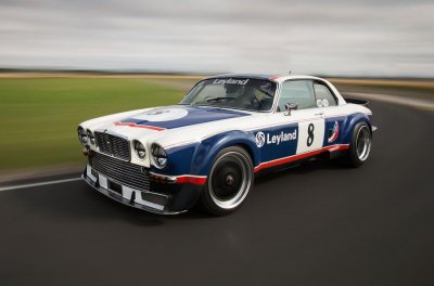 15-classic-racing-car-0149.jpg