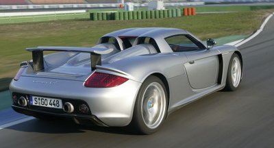 Porsche-Carrera-GT-articleDetail-fbf1b167-252133.jpg