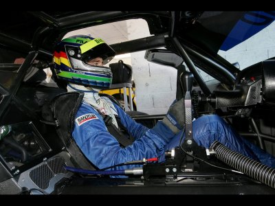 2007-Matech-Racing-Ford-GT-Interior-1280x960.jpg